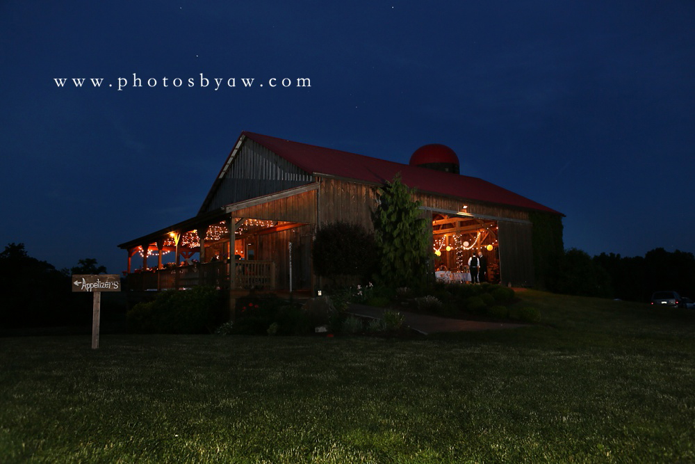 armstrong_farms_barn_wedding_after_dark