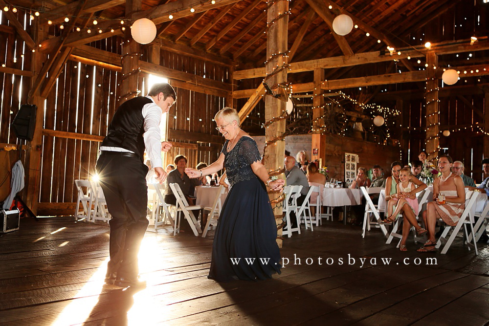 mother_son_barn_dance_wedding