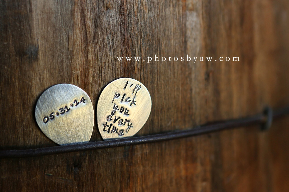 personalized_guitar_pick_grooms_gift