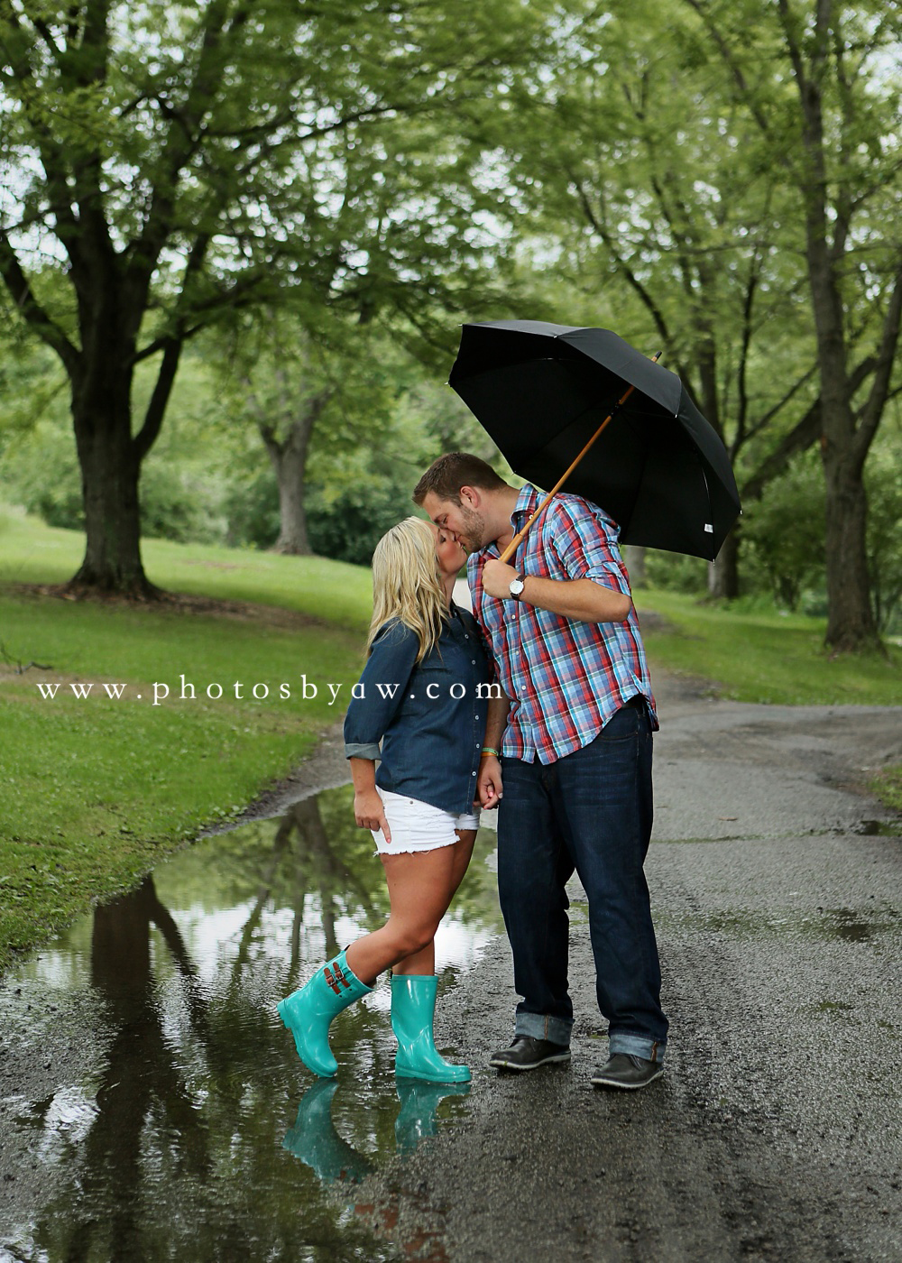 engagement_photos_in_the_rain