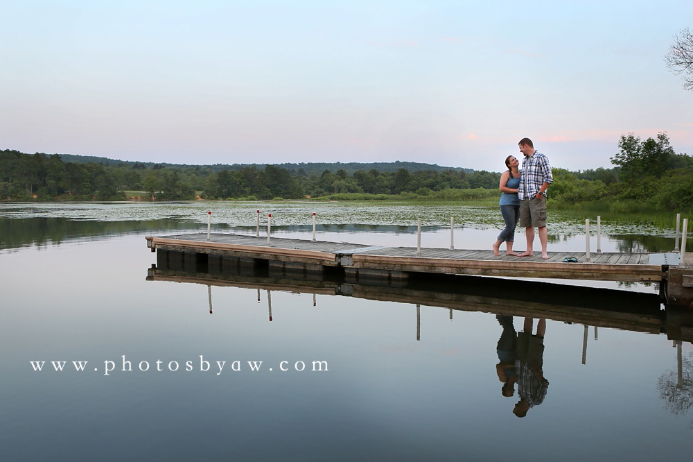 lake_engagement_photos