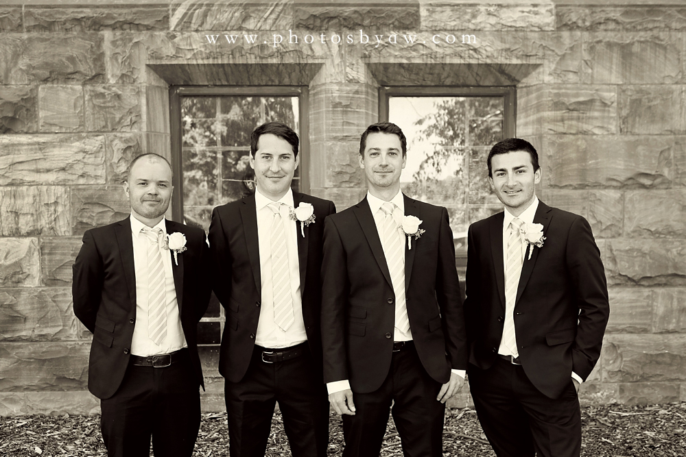 groomsmen_group_photo