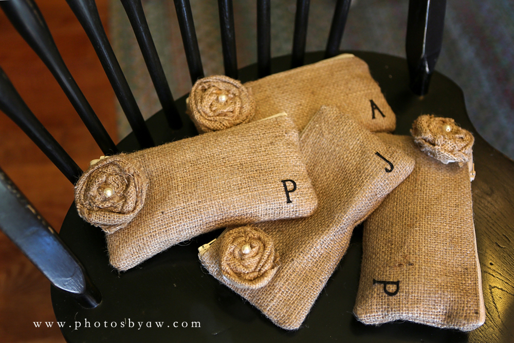 burlap_bridesmaid_gift