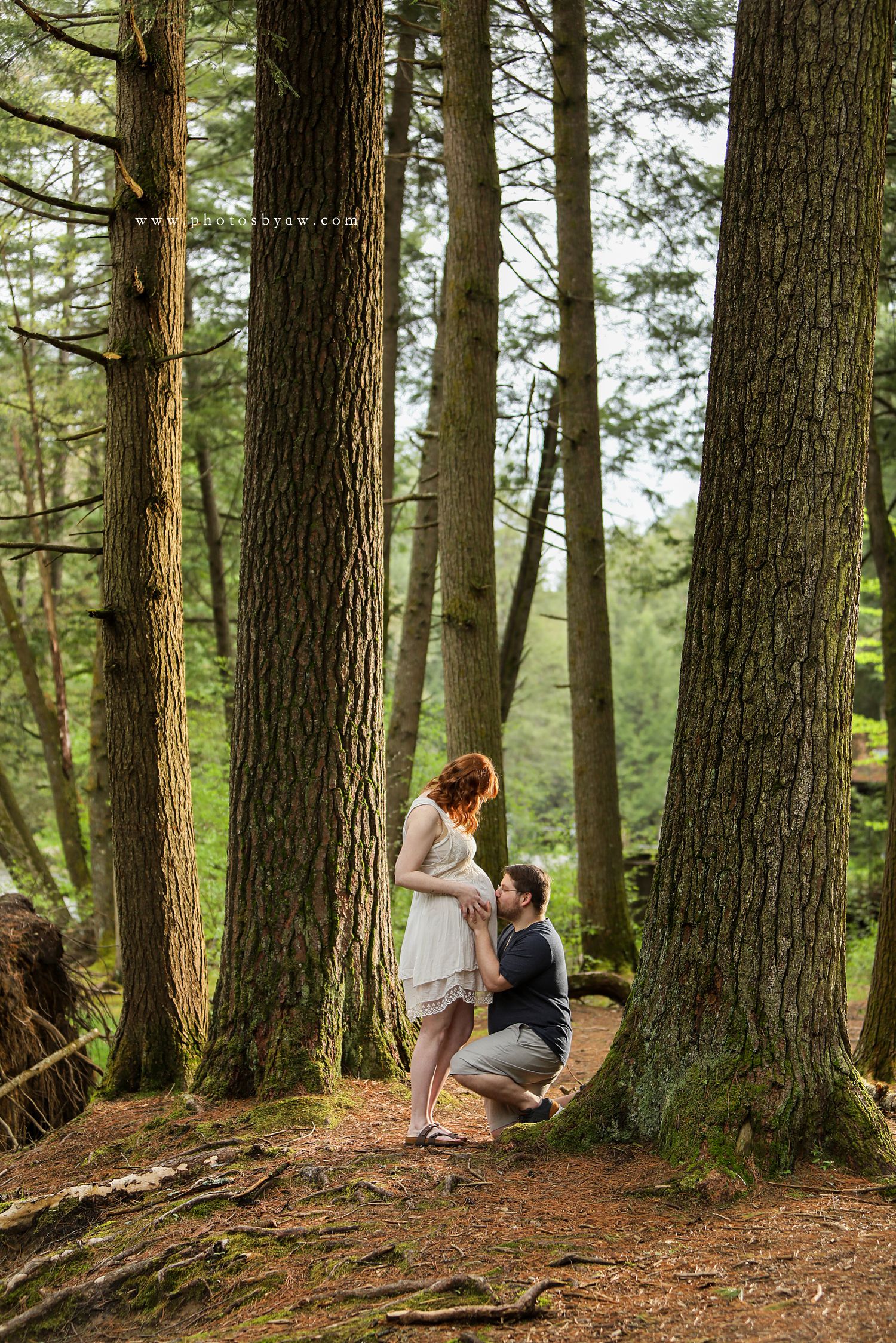 forest maternity photos