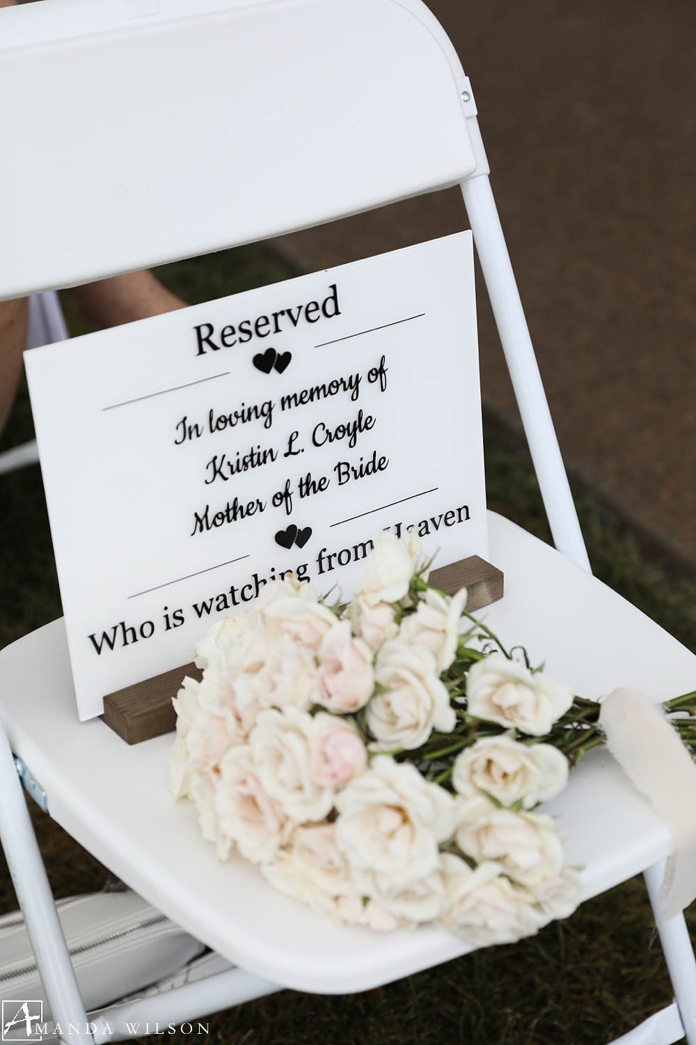 memorial_chair_pinehall_wedding