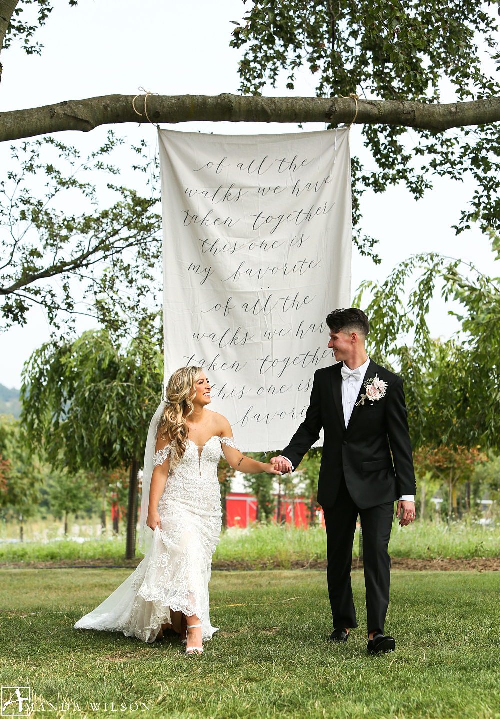 wedding_tree_ceremony_pinehall