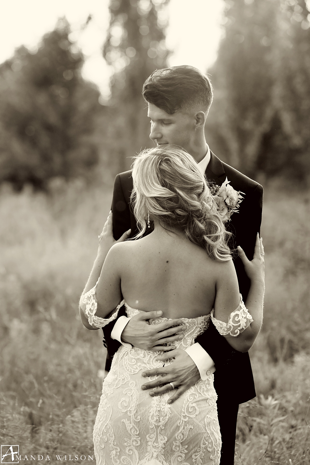 black_and_white_wedding_eisler_farms