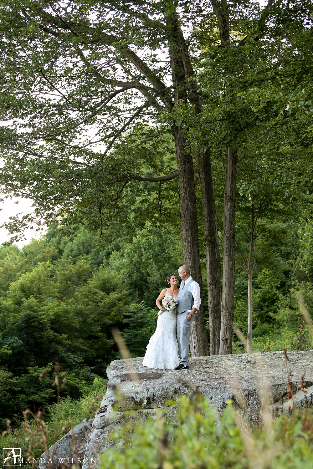 rock oak lodge wedding